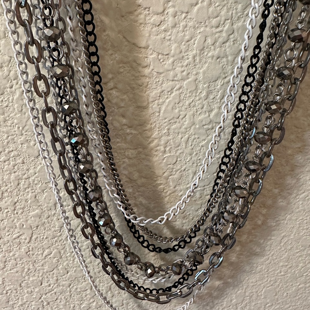 10š„Multi chain necklace - Picture 2 of 10
